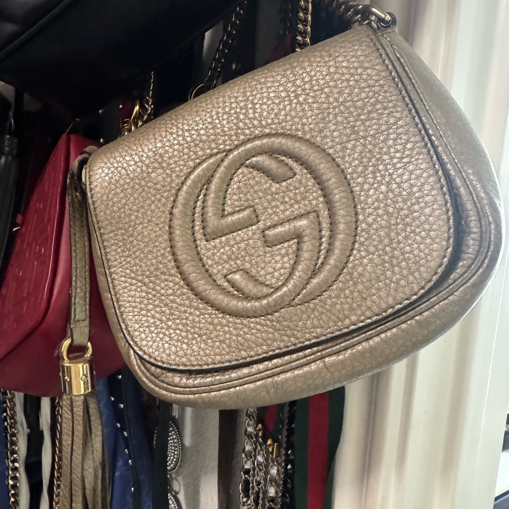 Gucci chain crossbody bag